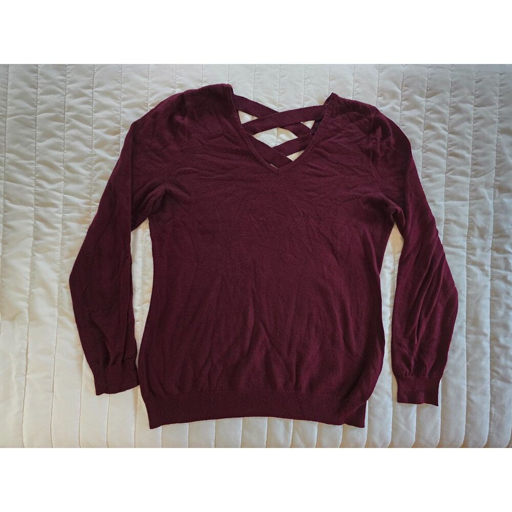 Love Ellie Women’s Medium Burgundy Criss Cross Back V-Neck Knit Sweater Wine
